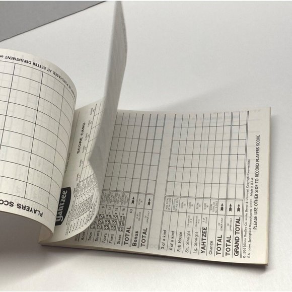 Yahtzee Score Pad Game Replacement Part 30+ Sheets Milton Bradley - Picture 4 of 6